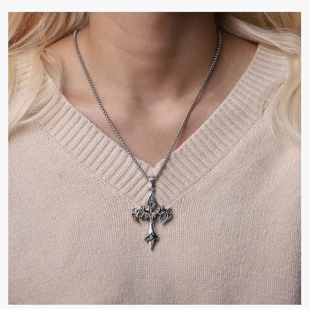 Silver Gothic Cross Pendant Necklace